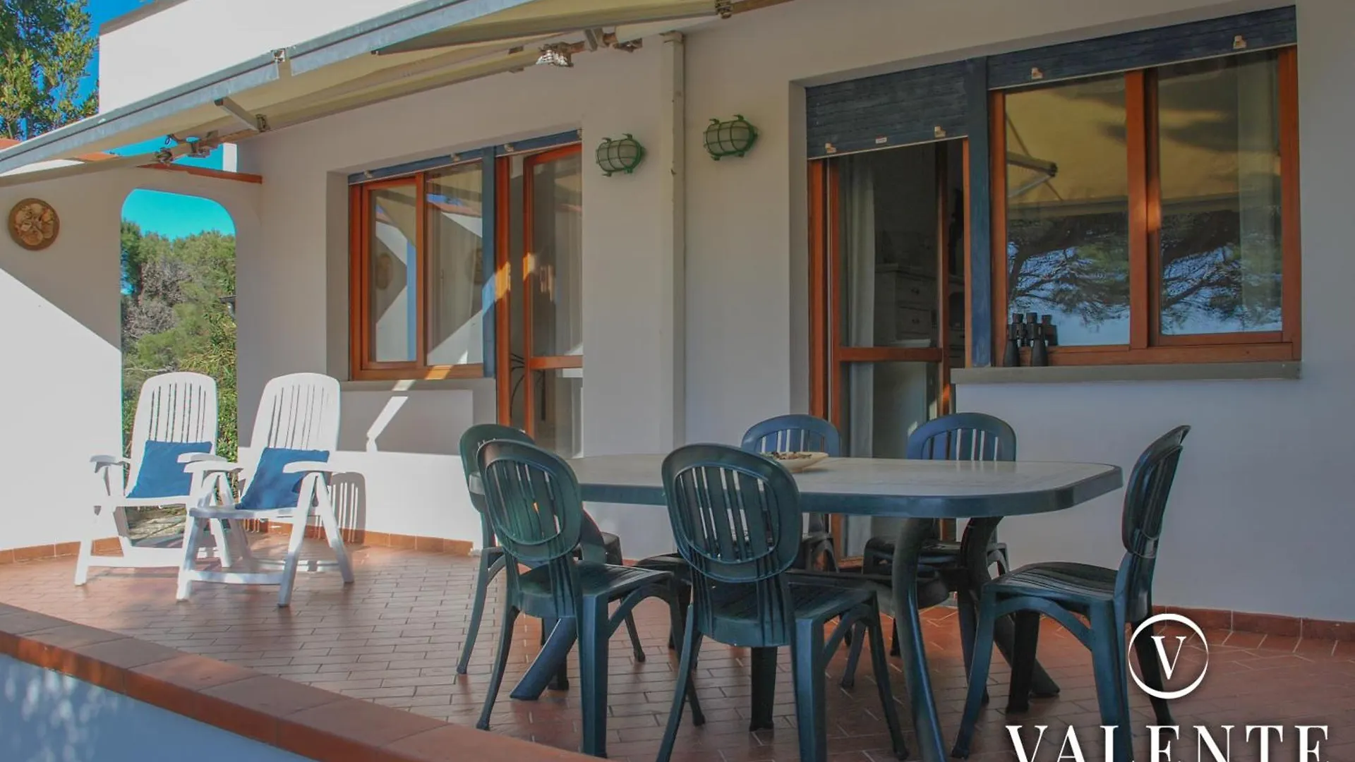 Beach House With Garden Quercianella Holiday home
