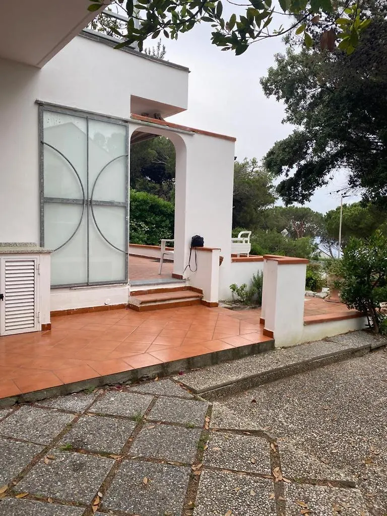 Beach House With Garden Quercianella