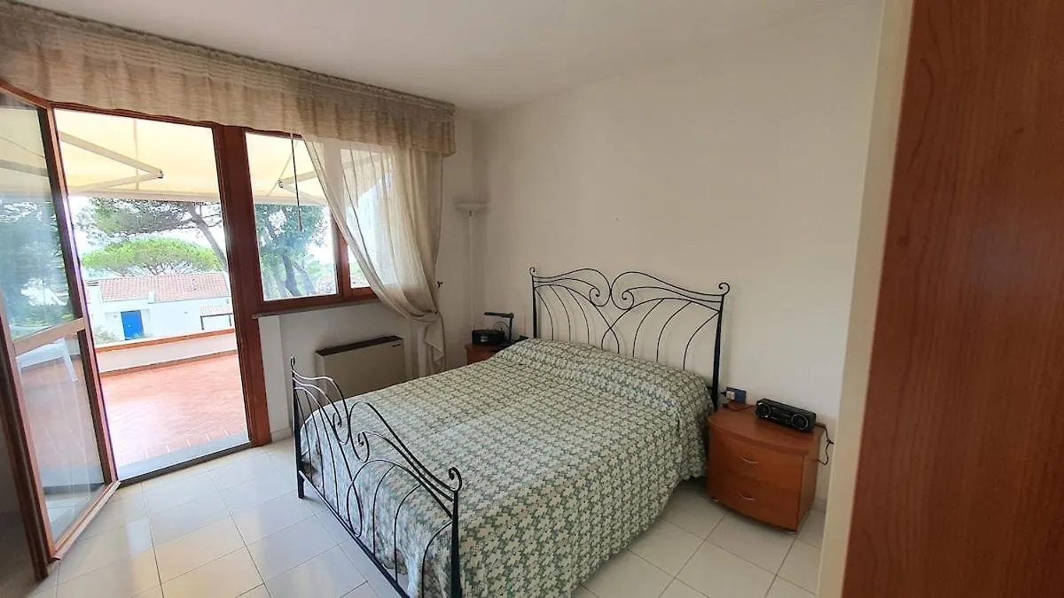 Beach House With Garden Quercianella Holiday home